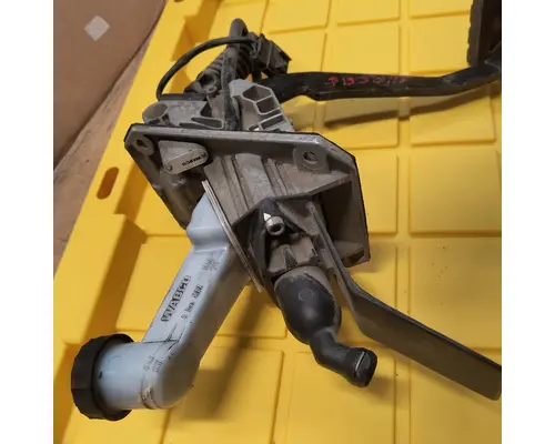 FREIGHTLINER  Pedal 