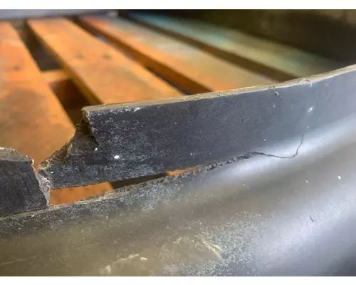 FREIGHTLINER  Radiator Shroud