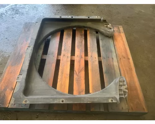 FREIGHTLINER  Radiator Shroud