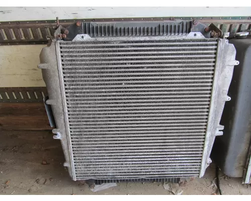 FREIGHTLINER  Radiator