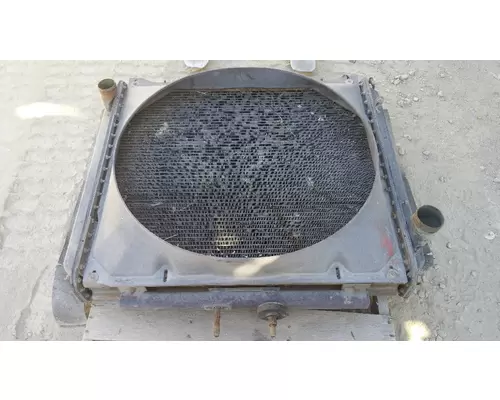 FREIGHTLINER  Radiators