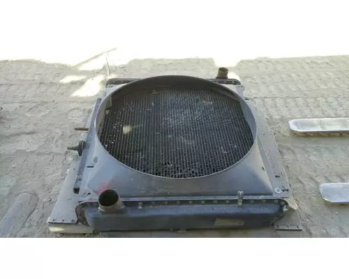 FREIGHTLINER  Radiators
