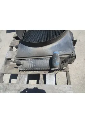 FREIGHTLINER  Radiators