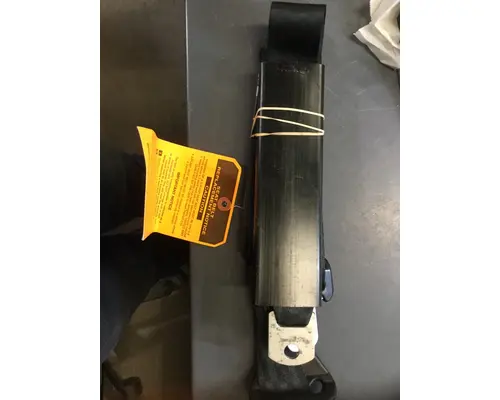 FREIGHTLINER  SEAT BELT