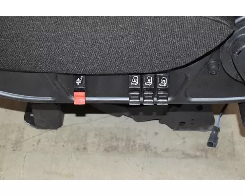 FREIGHTLINER  Seat, Front