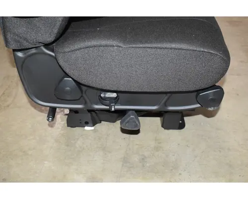 FREIGHTLINER  Seat, Front