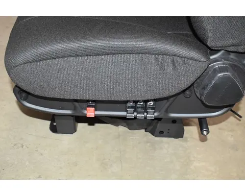 FREIGHTLINER  Seat, Front