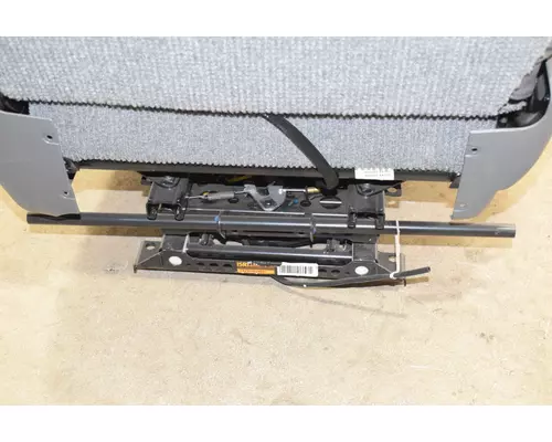 FREIGHTLINER  Seat, Front