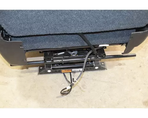 FREIGHTLINER  Seat, Front