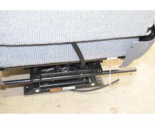 FREIGHTLINER  Seat, Front