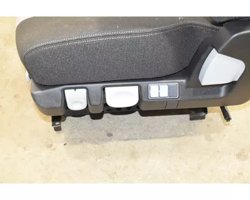 FREIGHTLINER  Seat, Front