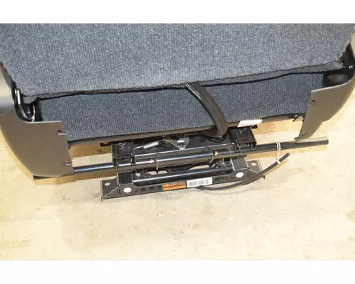 FREIGHTLINER  Seat, Front