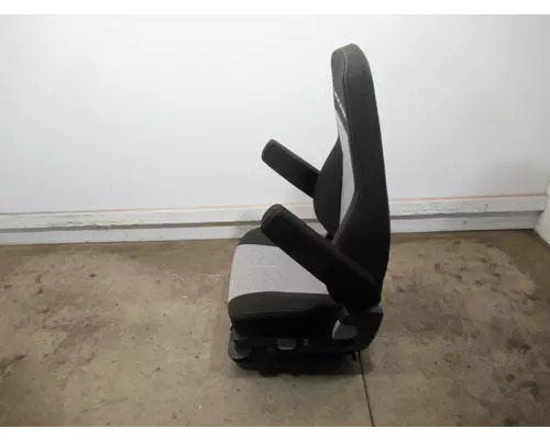 FREIGHTLINER  Seat, Front