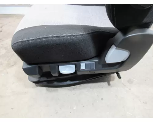 FREIGHTLINER  Seat, Front