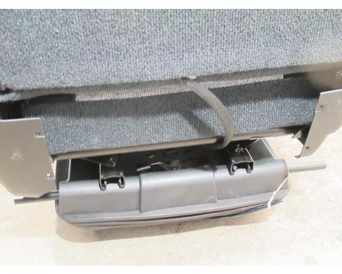 FREIGHTLINER  Seat, Front
