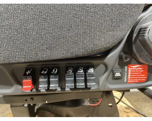 FREIGHTLINER  Seat, Front