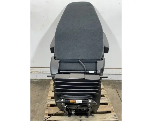 FREIGHTLINER  Seat, Front