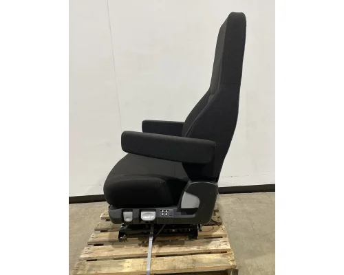 FREIGHTLINER  Seat, Front