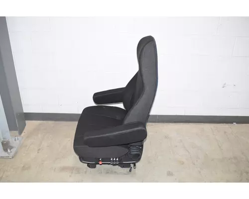 FREIGHTLINER  Seat