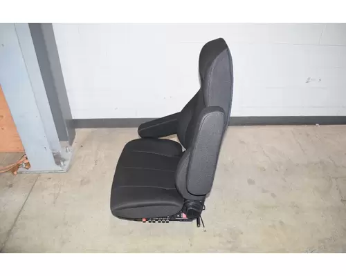 FREIGHTLINER  Seat