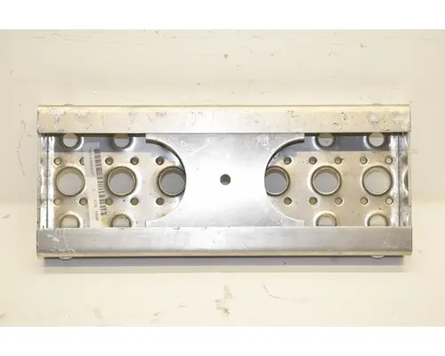 FREIGHTLINER  Step