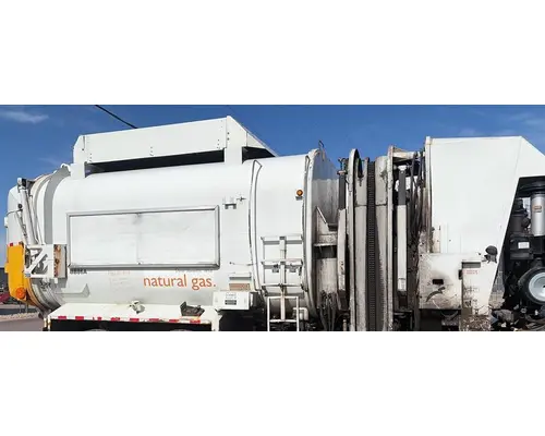 FUEL 320 TRUCK BODIES, TANK
