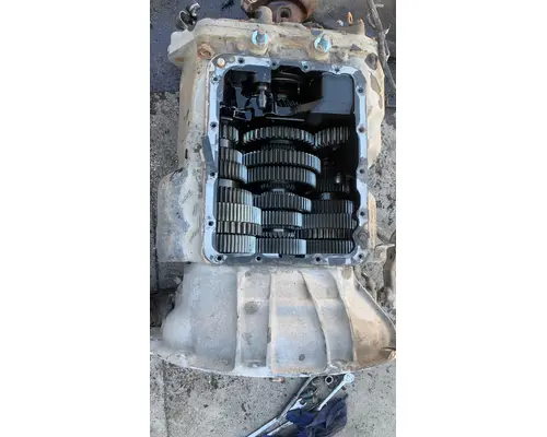 FULLER 4700 Transmission Assembly