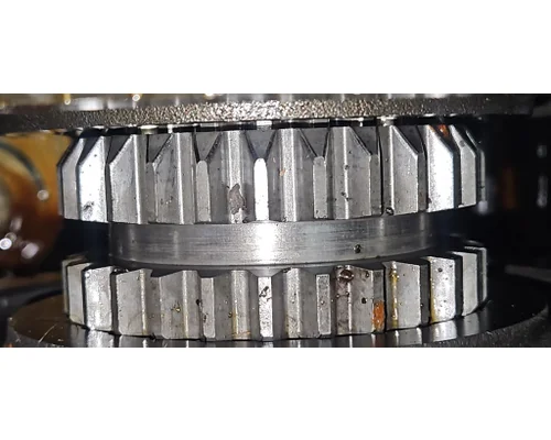 FULLER FAOM-15810C Transmission Assembly