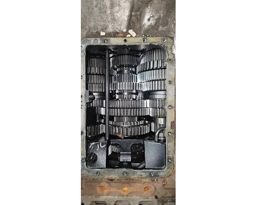 FULLER FAOM-15810S-EN3 Transmission Assembly