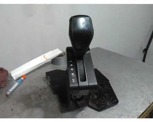 FULLER FAOM15810SEC3 GEAR SHIFTER