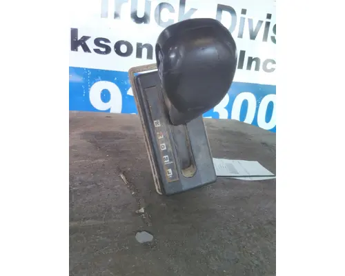 FULLER FAOM15810SEC3 GEAR SHIFTER