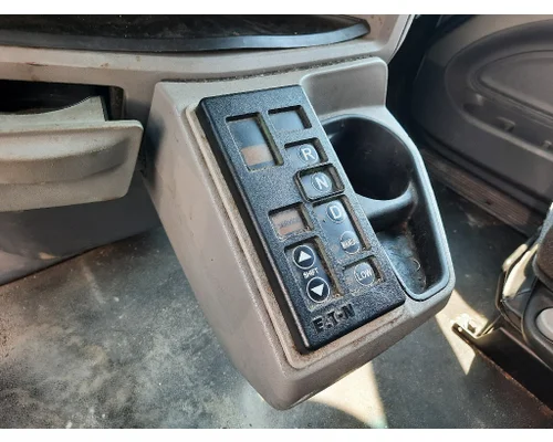 FULLER FAOM15810SEP3 GEAR SHIFTER