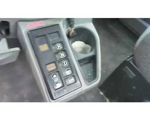 FULLER FAOM15810SEP3 GEAR SHIFTER