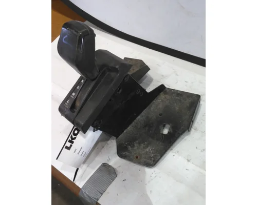 FULLER FAOM16810SEC3  GEAR SHIFTER
