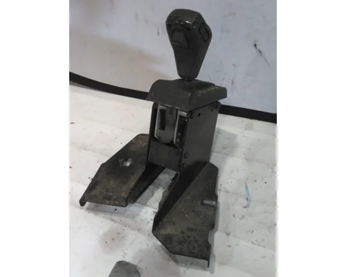FULLER FAOM16810SEC3  GEAR SHIFTER
