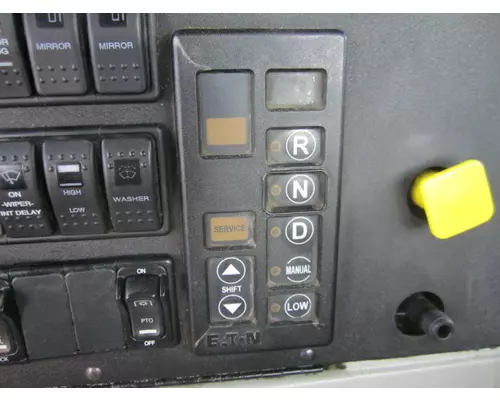 FULLER FO14E310CLAS GEAR SHIFTER