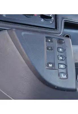 FULLER FOM16E310CLAS GEAR SHIFTER