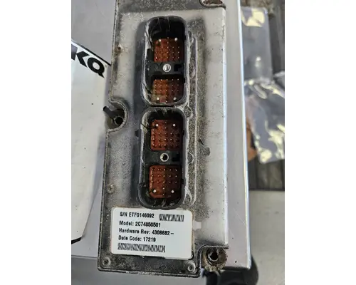 FULLER FOM16E310CLAS TRANSMISSION CONTROL MODULE (TCM)