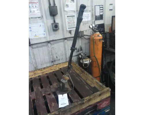 FULLER FRO15210C GEAR SHIFTER