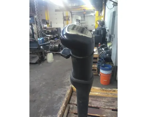 FULLER FRO15210C GEAR SHIFTER