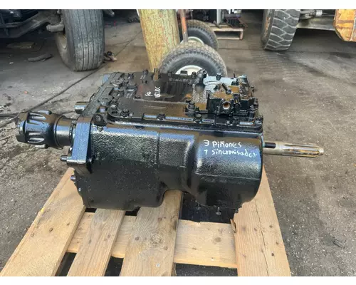 FULLER FRO15210C Transmission Assembly