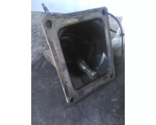 FULLER FRW15210B  GEAR SHIFTER