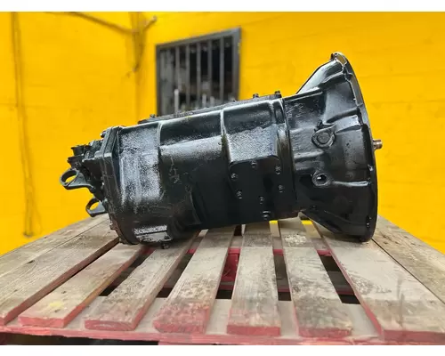 FULLER RT12609A Transmission Assembly