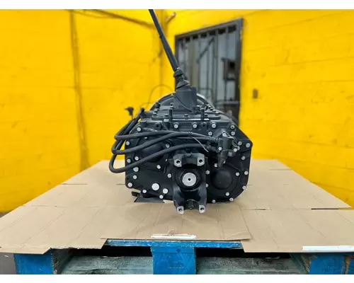 FULLER RT8608L Transmission Assembly