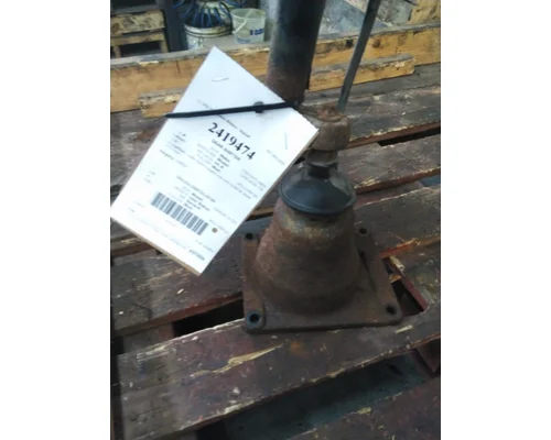 FULLER RTLO16913A GEAR SHIFTER