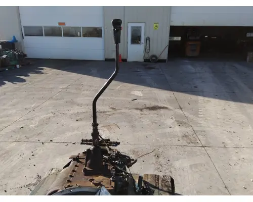 FULLER RTLO16913A GEAR SHIFTER