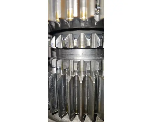 FULLER RTLO16913A Transmission Assembly
