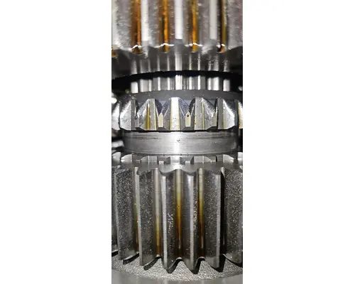FULLER RTLO16913A Transmission Assembly