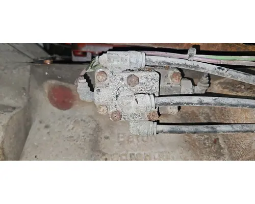 FULLER RTLO16913A Transmission Assembly