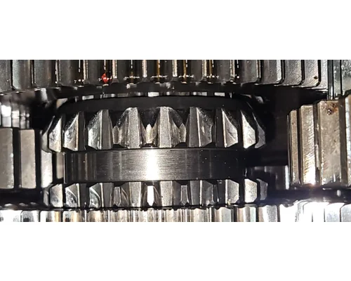 FULLER RTLO16913A Transmission Assembly